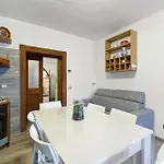 Apartment In Casetta Da Mae *